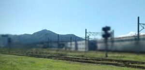 後ろに消える函館山(臥牛山)(北海道函館市)