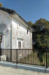 田原坂の建物に今でも残る銃弾の跡(熊本県)