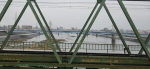 大和川（大阪府）（南海本線の車窓より）