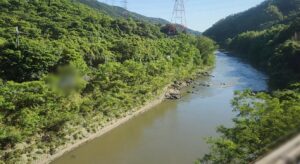 関西本線(大和路線)・大和川の景色