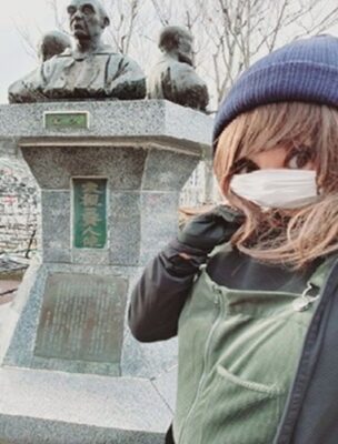 一ノ関駅前・大槻三賢人の像（岩手県一関市）