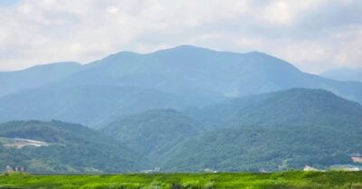 甲府盆地・南端あたりの身延線の景色（山梨県）