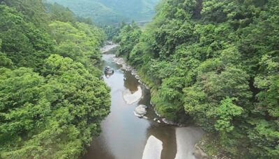 樽見鉄道からの根尾川の景色（岐阜県）