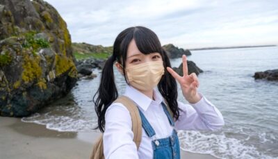 筆者、八戸の海より（2018年頃。若いというより幼いですね・・・）（青森県八戸市）