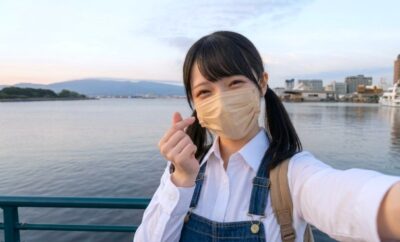筆者、函館の海より（2018年頃。若いというよりも幼いですね・・・）（北海道函館市）