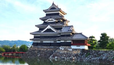 国宝・松本城（長野県松本市）