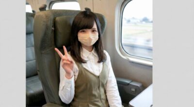 筆者、グリーン車より（という設定のAIイメージです）。（鉄道の記号：ロ）