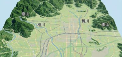 歌詞の通り、東に存在するのが東山、西に存在するのが嵐山。それぞれのふもとを流れるのが鴨川・桂川である。(画像は国土地理院の地図を元に作成したAIによるイメージです)(鉄道唱歌の旅:京都の観光・名所)