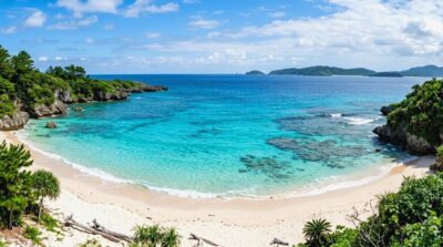 沖縄の海のイメージ(画像はあくまでAIによるイメージです。)(鉄道唱歌 沖縄編の地理歴史解説)